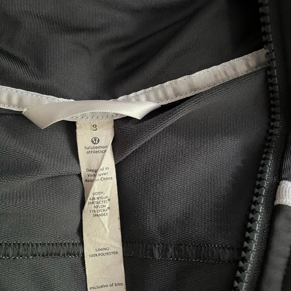 lululemon jacket - Picture 2 of 2